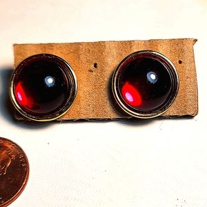 Pair vintage post earrings